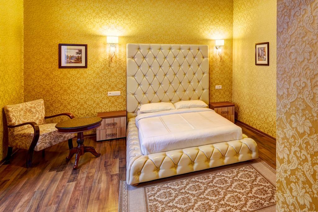 Lviv Apartments Номер фото
