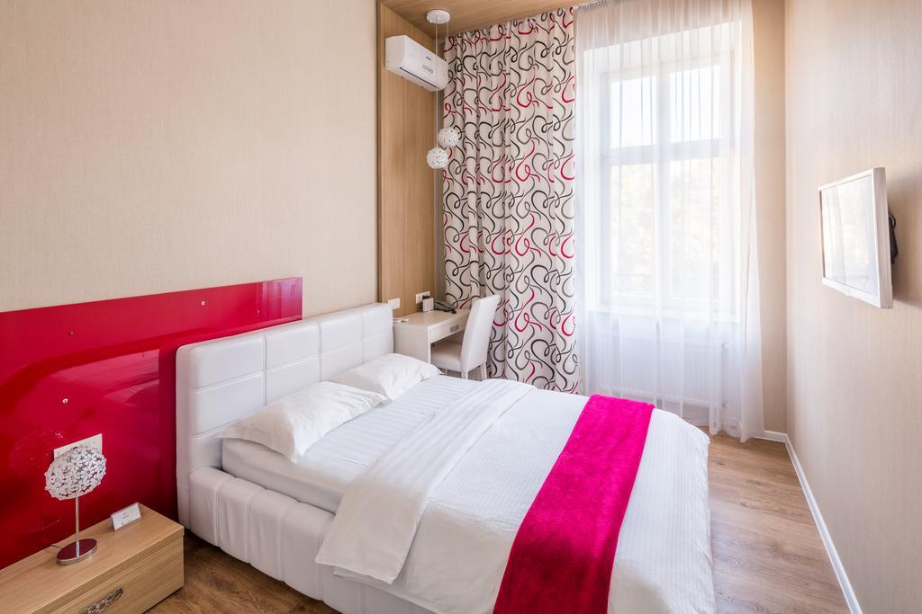 Lviv Apartments Номер фото